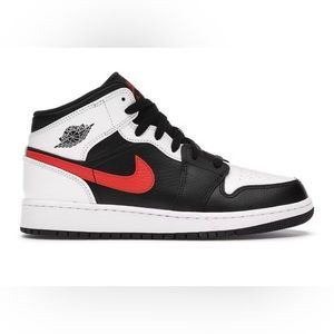 Jordan 1 Mid (grade school)